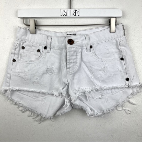 one by one teaspoon bonitas white